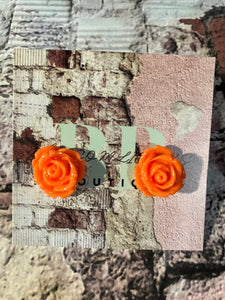 Rose bud stud earring, blue-green-red-orange-yellow collection