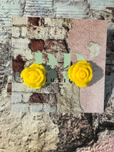 Rose bud stud earring, blue-green-red-orange-yellow collection