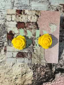 Rose bud stud earring, blue-green-red-orange-yellow collection